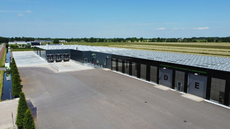 Beton vloer gestort! Beton vloer gestort!